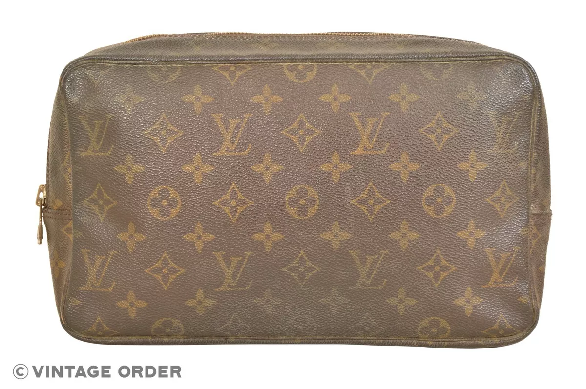 Lv makeup bag clearance