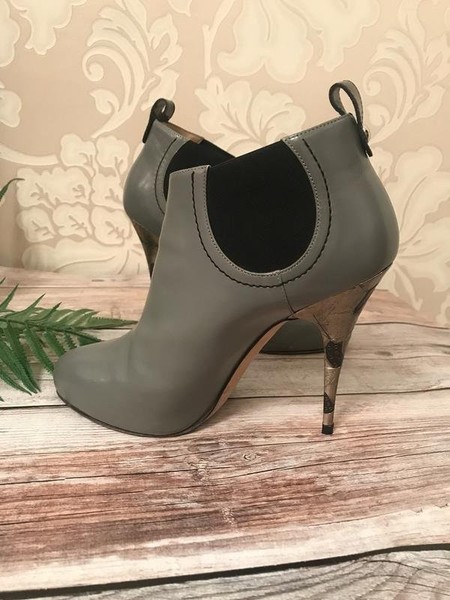 Women Giuseppe Zanotti Boots Grey 38