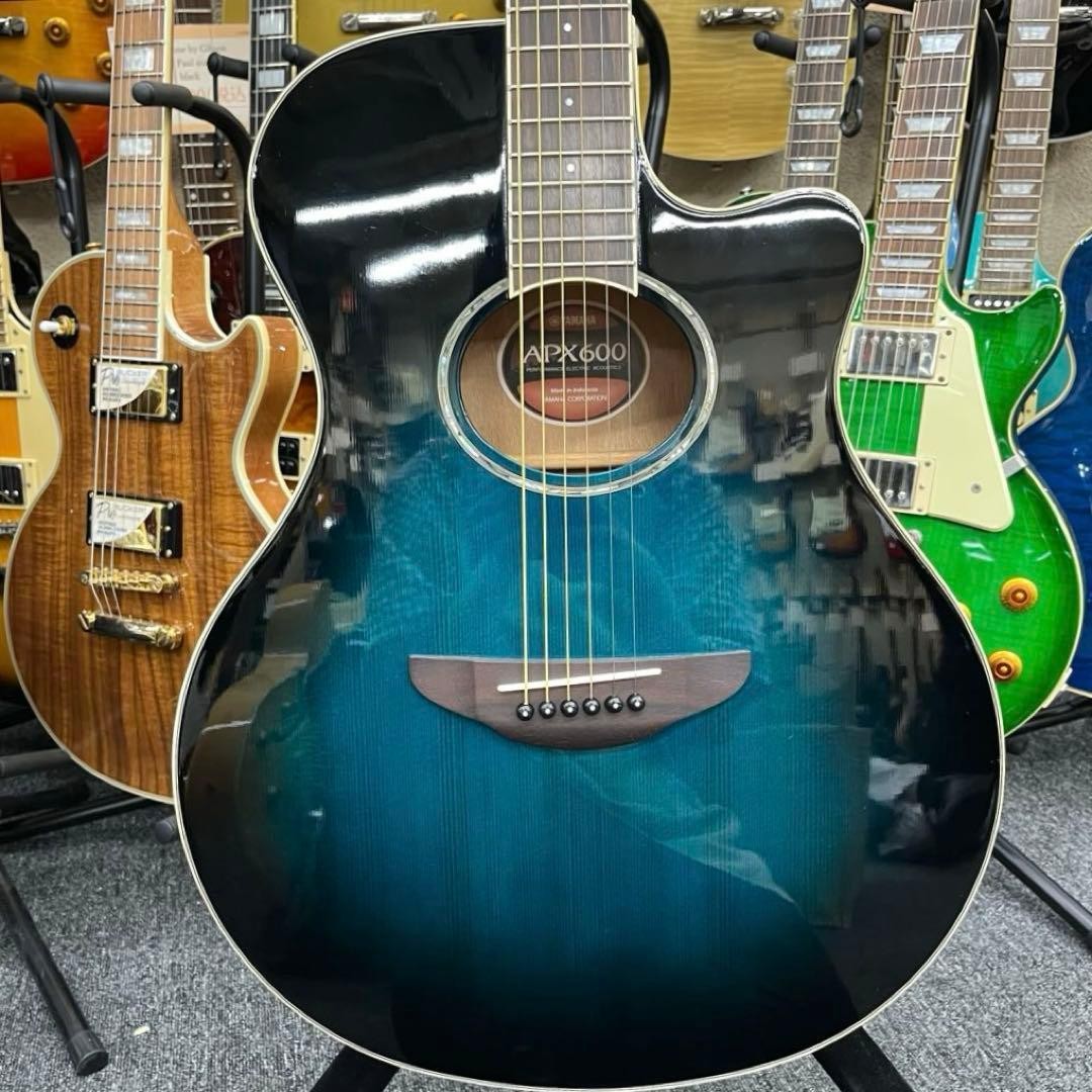 [12683] YAMAHA APX600 Blue Electric Acoustic Acoustic