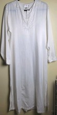 Carole Hochman Long Ivory Nightgown Silky Soft Women's Medium Embroidered Button