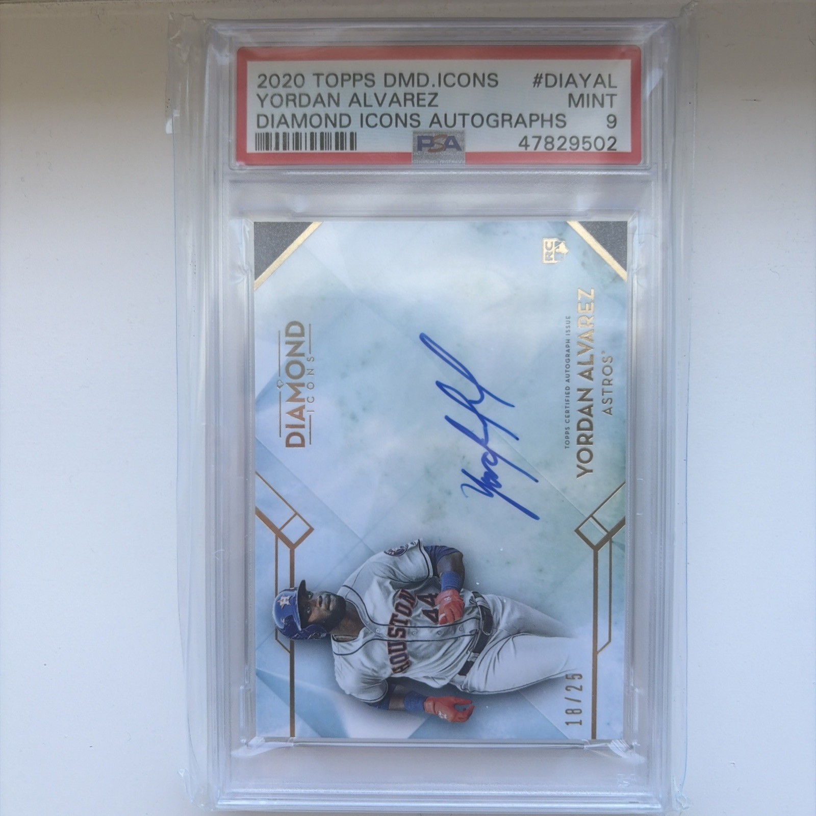 2020 Topps Diamond Icons Autographs Yordan Alvarez #DIA-YAL /25 (AU, RC) PSA 9 view 1