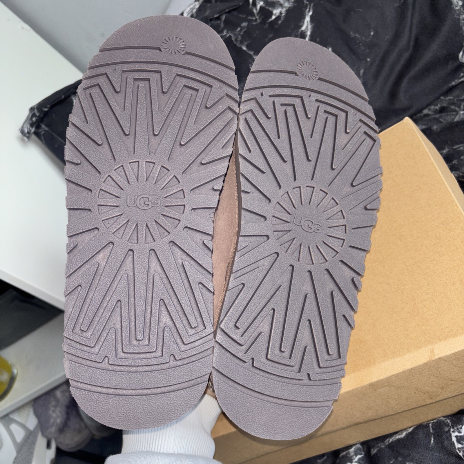 Ugg TAZZ II Mid Brown Uk 6 Brand New Full Box RRP £125 image 4