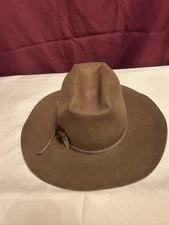 Bailey 4x Beaver Hand Creased Felt Cowboy Hat 7 1/4 ? USA Brown Western Feather