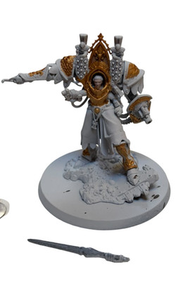Warhammer 40K Adepta Sororitas Morvenn Vahl teilbemalt Games Workshop