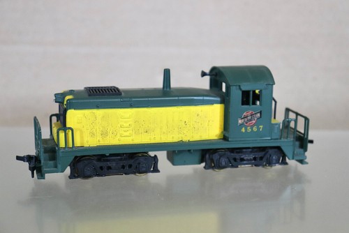 Lindberg Chicago North Western C Nw Sw600 Diesel Switcher Locomotive 4567 Oa Ebay