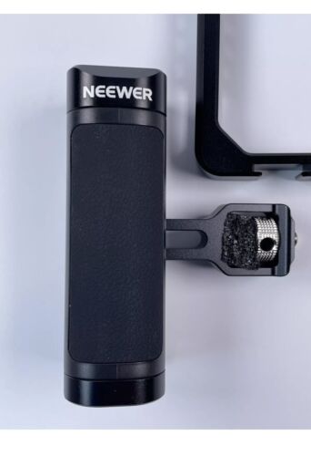 NEEWER PA005E universal phone cage kit with Dual Handle Android/iOS system - Picture 6 of 8