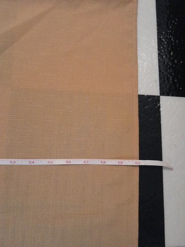 JC Penny Home Collection Fabric Gold 100"× 60” Rectangular Tablecloth - Picture 6 of 6