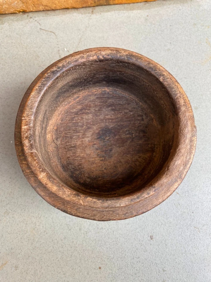 Raro Antiguo Tazón de Madera Tribal Indio Anhelado a Mano Multiusos Tazón de Madera Foto 4 de 4
