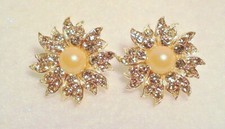CZECH CLEAR CRYSTAL AND PEARL PIERECED EARRINGS