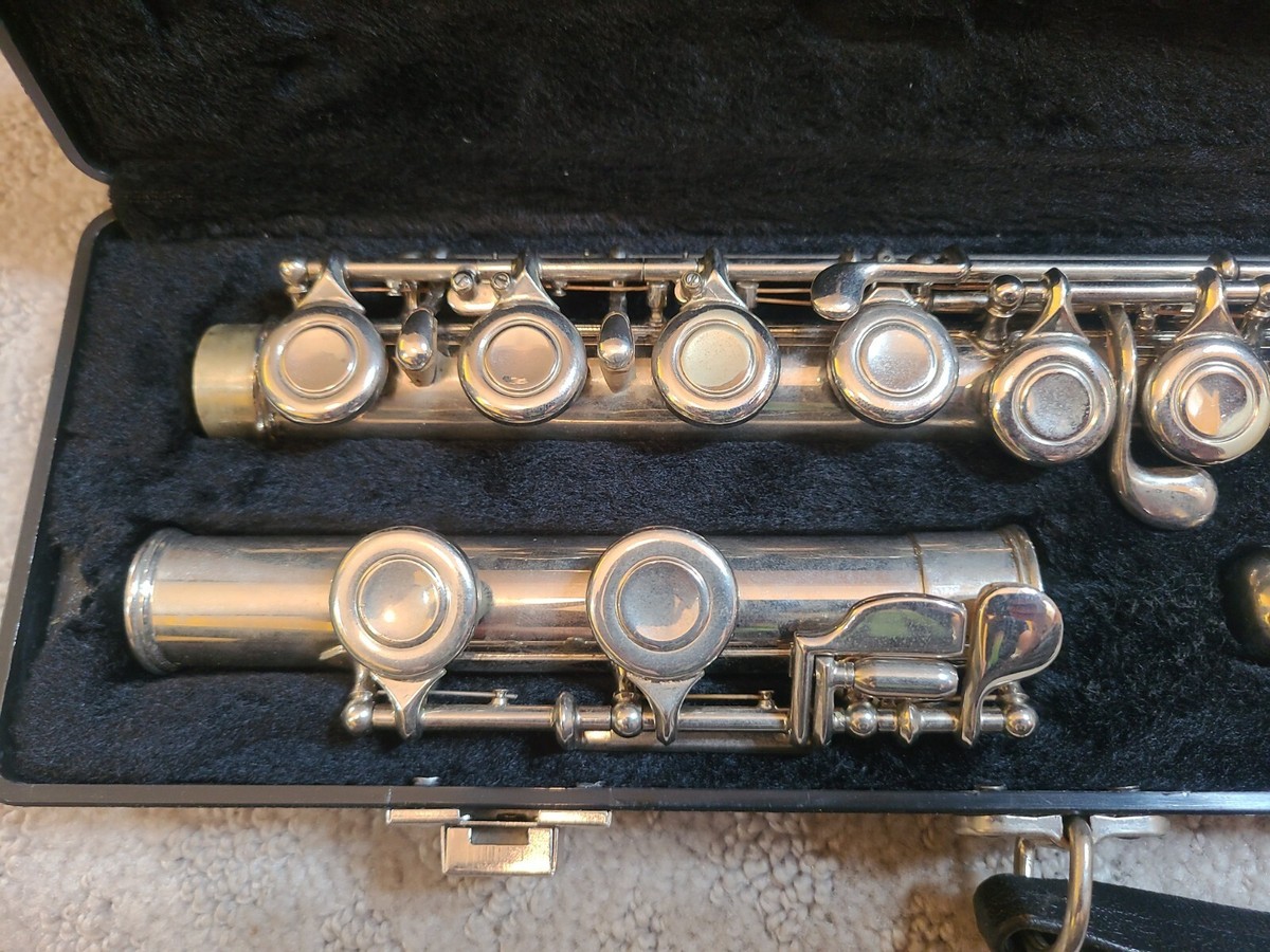 artley 18-0 Flute With Case Silver Music Instrument 2b64 | eBay