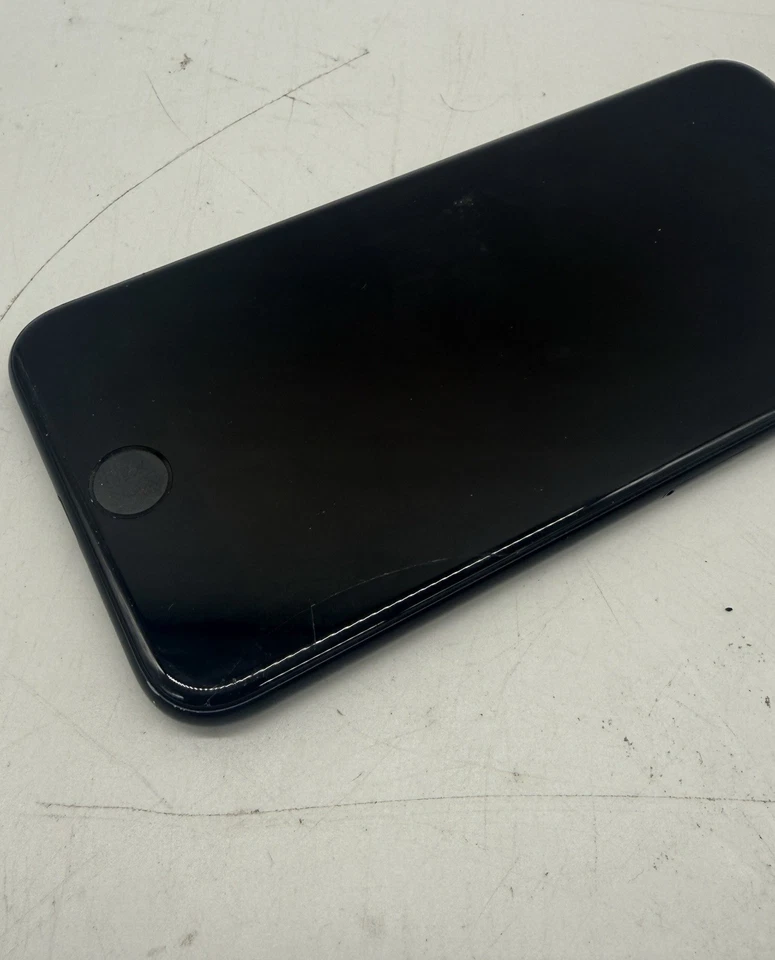 Bulk Lot 8x Apple iPhone A1778 A1901 A1905 A2105 A2296 A2633 - ISSUES - Image 4 of 4