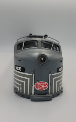 Carcasa locomotora diésel Lionel 84089-2 Legacy New York Central AA E8 #4036 | Condition: Used