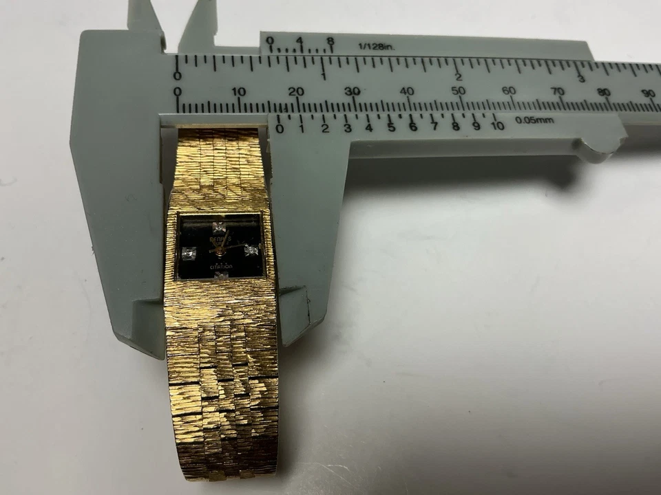 Benrus Vintage chapado en oro con diamante Foto 3 de 4