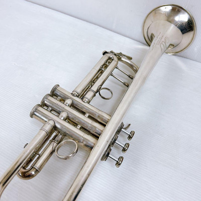 Xo X O Bb Trumpet Gx-S Hard Case, 11.65mm Bore, Gold Brass Xo X O Bb Trumpet Gx-S Hard Case, 11.65mm Bore, Gold Brass