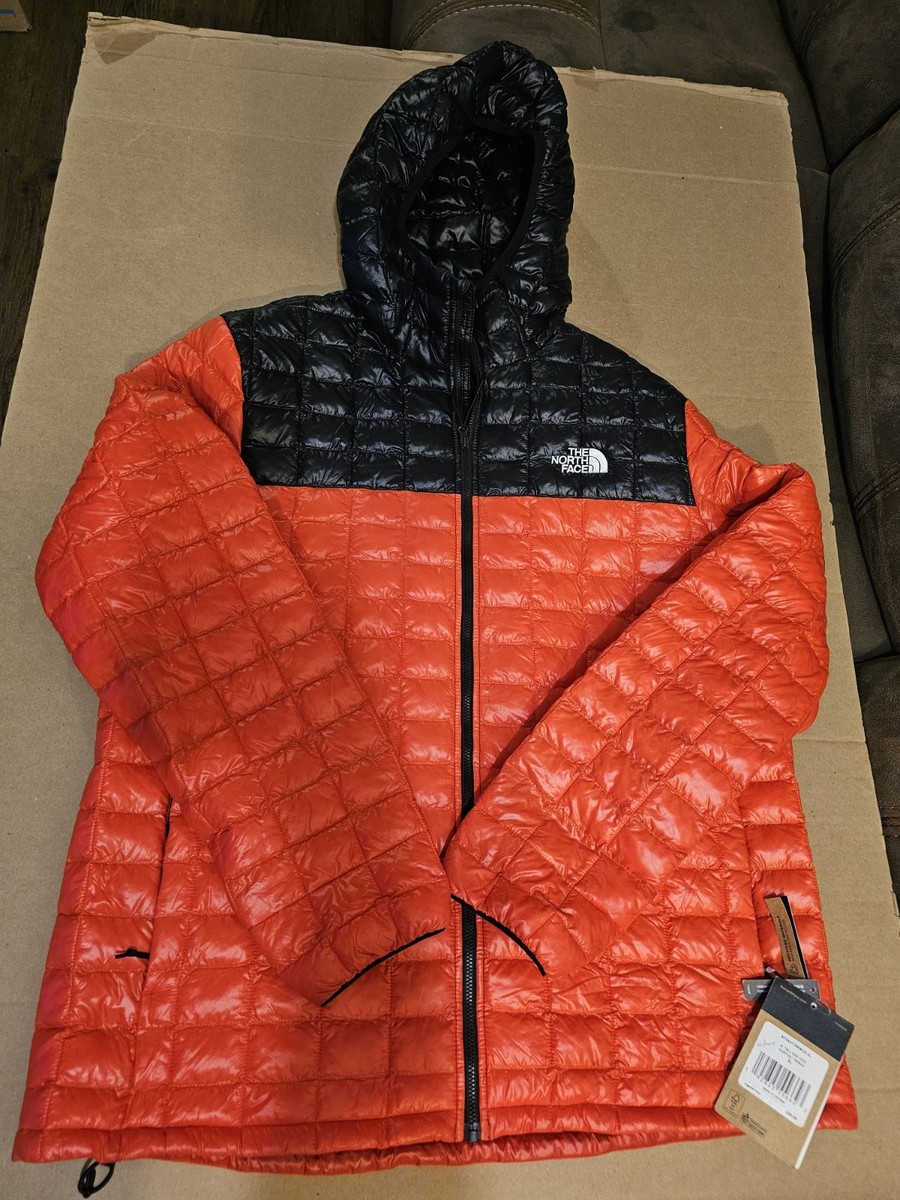 NWT THE NORTH FACE MEN'S THERMOBALL ECO HOODED JACKET XL RED/BLACK NWT THE NORTH FACE MEN'S THERMOBALL ECO HOODED JACKET XL RED/BLACK