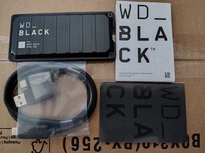 Western Digital Black P-40 1TB External SSD. USB-C 2000 MB/s, RGB, PC, PS, Xbox.