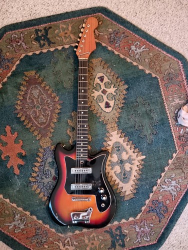 60's Teisco Del Rey ET-200 Tulip w/Black Foil Pups