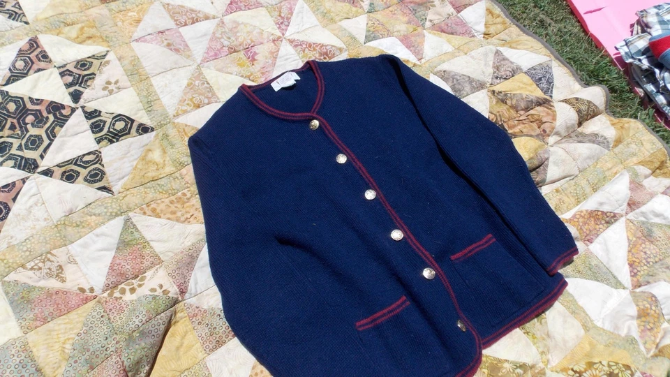 Cárdigan suéter tejido artesanal country vintage años 70 grande azul cabaña Foto 3 de 4