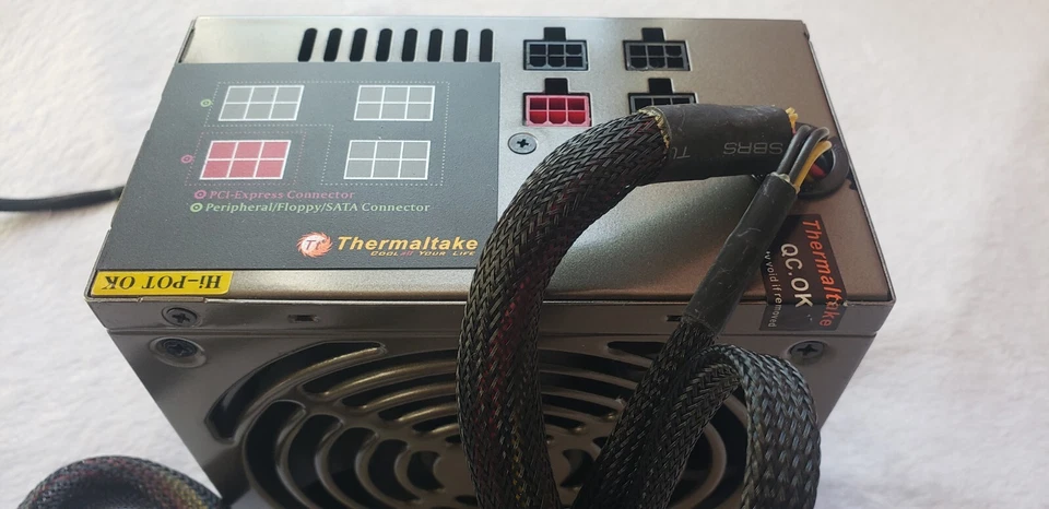 Thermaltake Tr2 Rx-450PP 450w ATX 12v Ver2.2 Passive PFC Modular Power Supply - Image 4 of 4