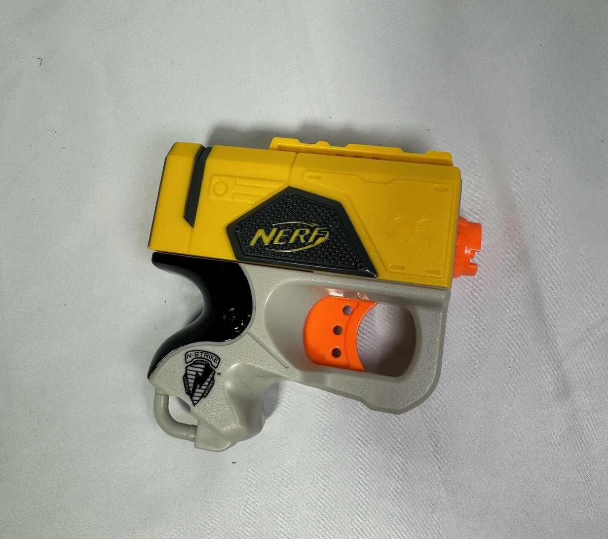 『トイガン美品✨』NERF N-Strike Elite サブマシンガン NERF ELITE N-STRIKE - YouTube