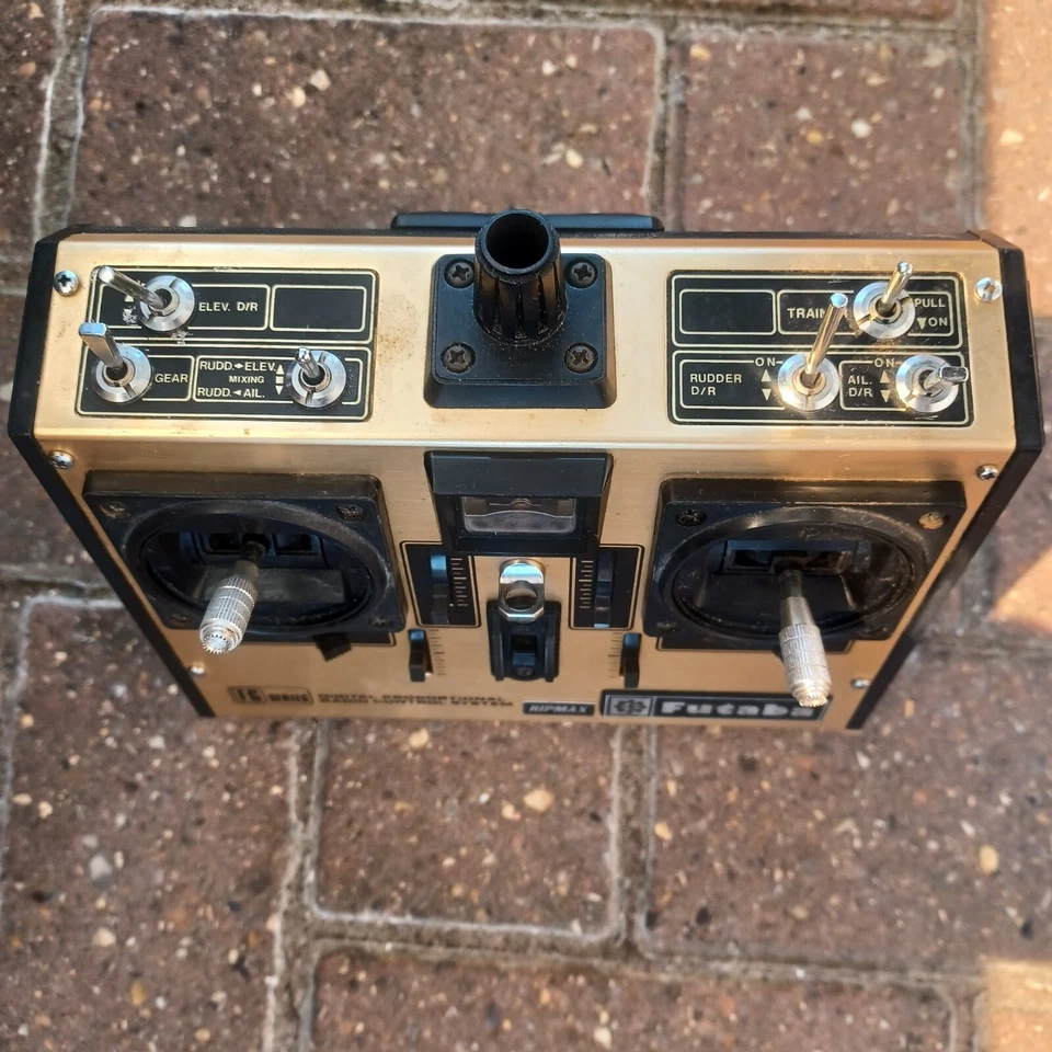 Trasmettitore FUTABA FG 7 GOLD (module bay) ideale per conversione a 2,4 GHz LemonRx - Immagine 2 di 3