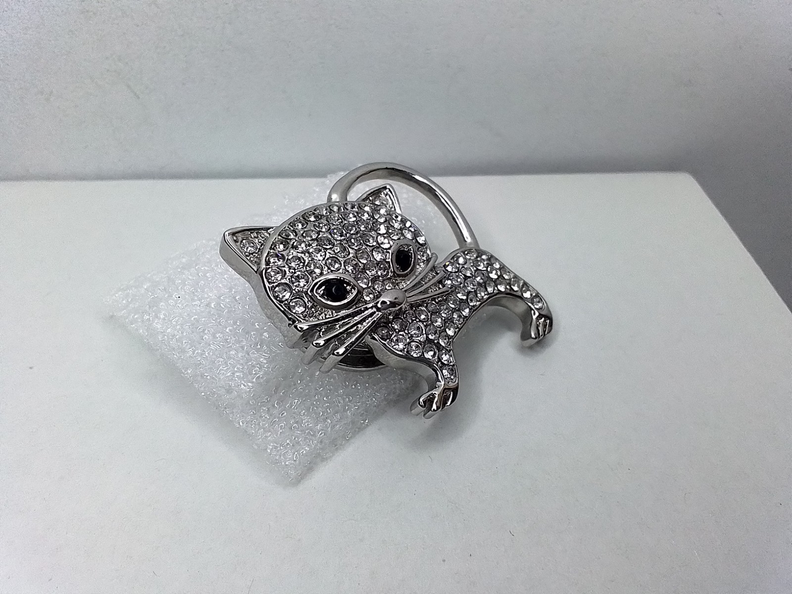TWO CRYSTAL RINESTONE KITTY CAT & TURTLE MAGNET B… - image 8