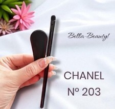 Chanel N  203 Eye-Contouring Brush LES PINCEAUX DE CHANEL    NEW 