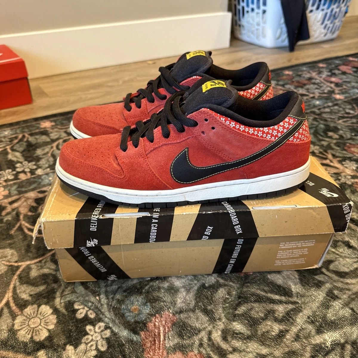 Nike SB Dunk Low Challenge Red University Blue Men’s Size 10.5 Rare Size FORSALE‼️ RARE TO FIND NIKE DUNK LOW RETRO PRM (Equipe  main image 3