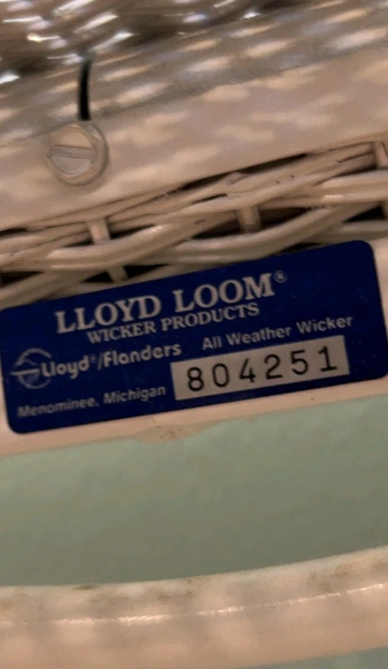 Vintage Pair of Lloyd Loom Wicker Side Tables With Glass Tops & Metal Legs - Image 2 of 4