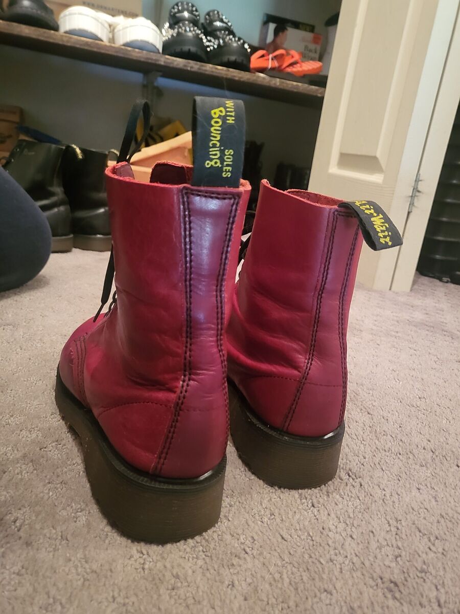 Dr Martens 7 Eye Vintage 1990s MIE Almond Toe Crimson | eBay Dr Martens 7 Eye Vintage 1990s MIE Almond Toe Crimson | eBay
