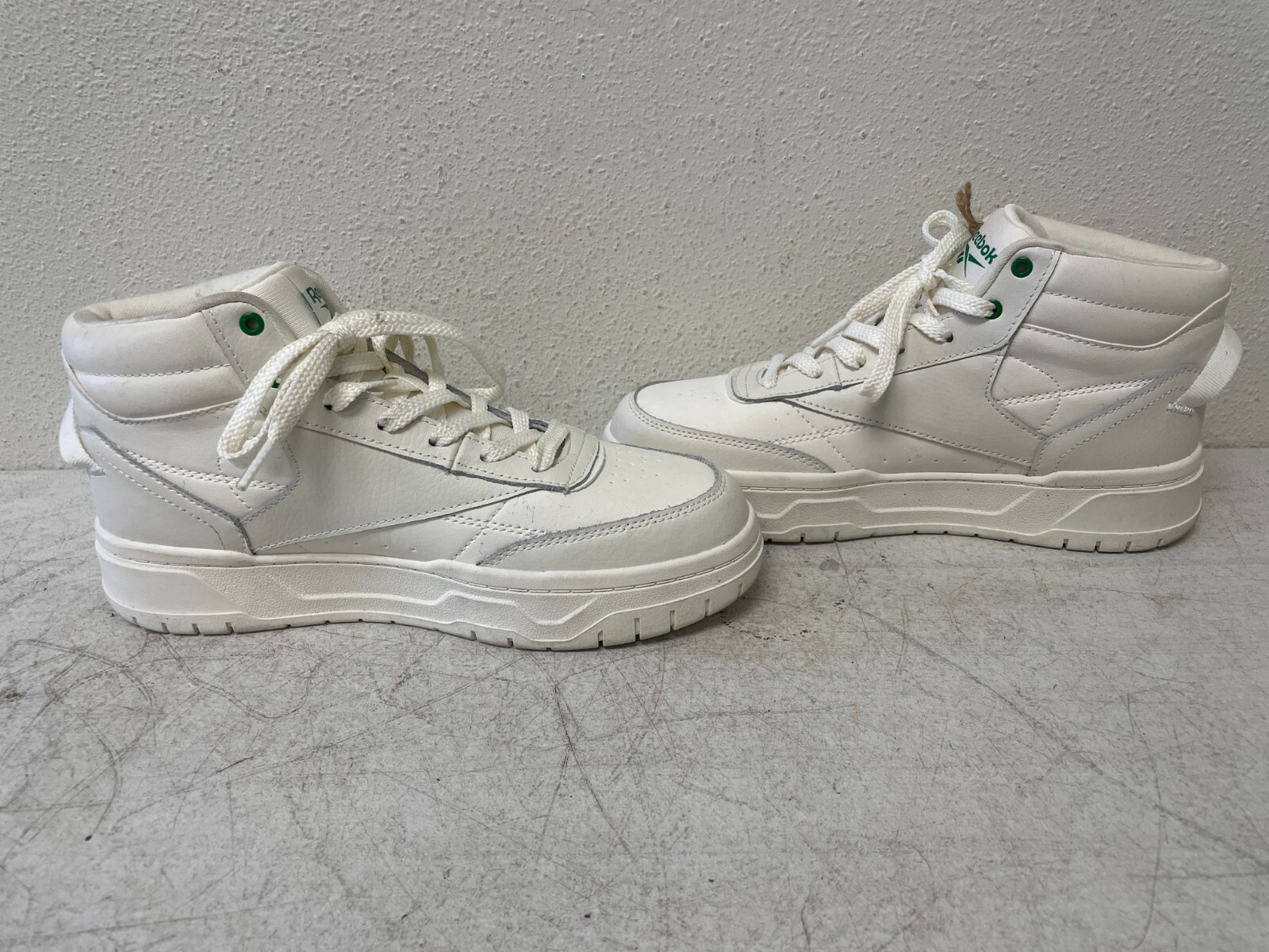 Reebok Women's Freestyle High Top Sneaker Style FFC0124275 White/Sliver Sz 9