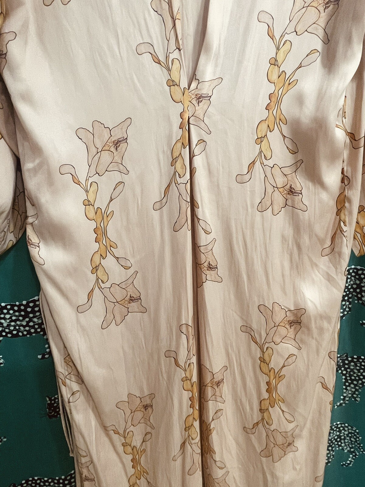 Cali Dreaming Blush Pink Kimono Dress Satin Robe w/… Gem