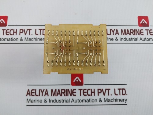 LUTZE RST 4W-U-F MY4 Relay Printed Circuit Board Module 24VDC 17X5W1 - Picture 3 of 15