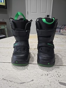 Burton Progression XS kids' snowboard boots Size 2K Black
