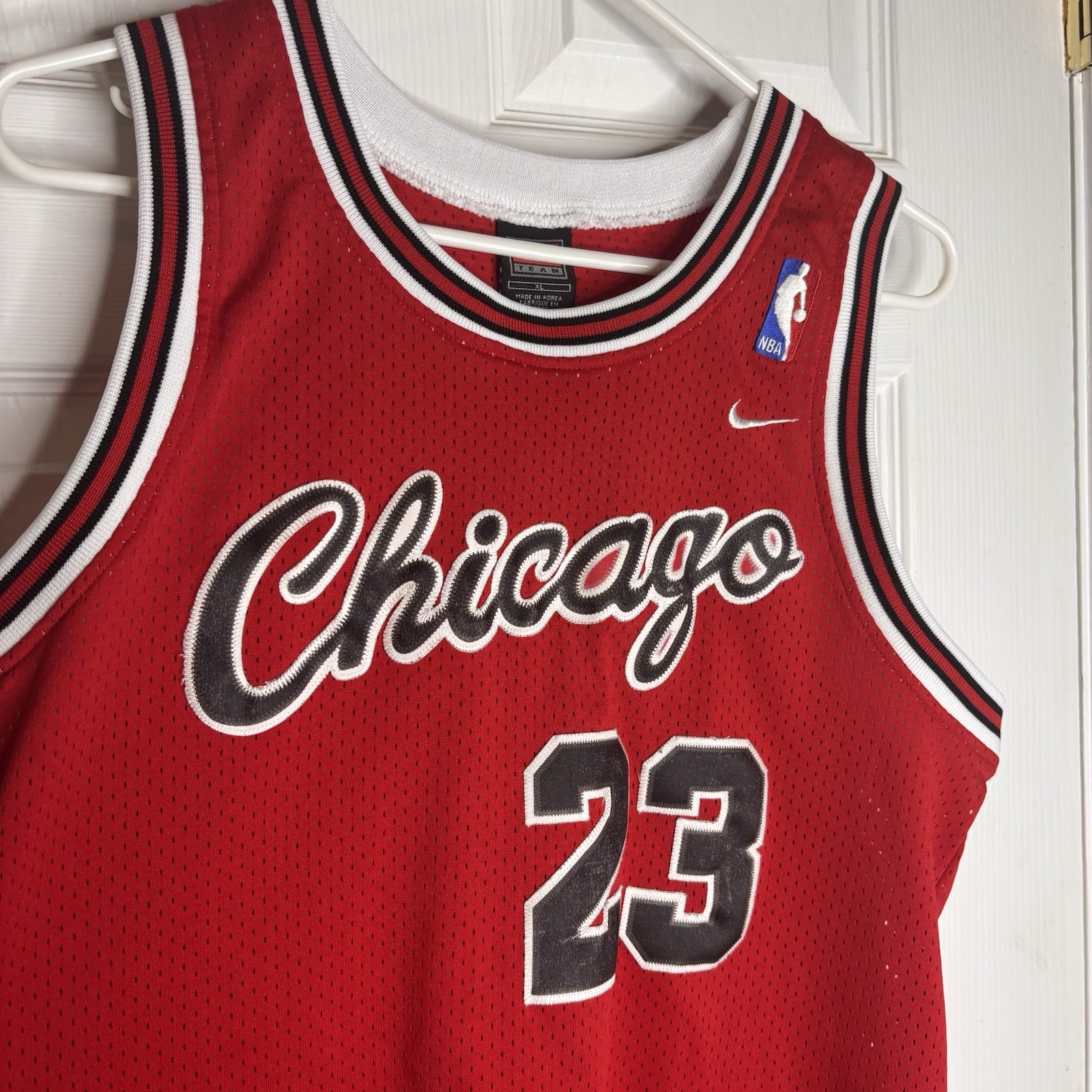 Vintage Michael Jordan Jersey Boys Youth XL +2 Red Chicago Bulls Nike Team