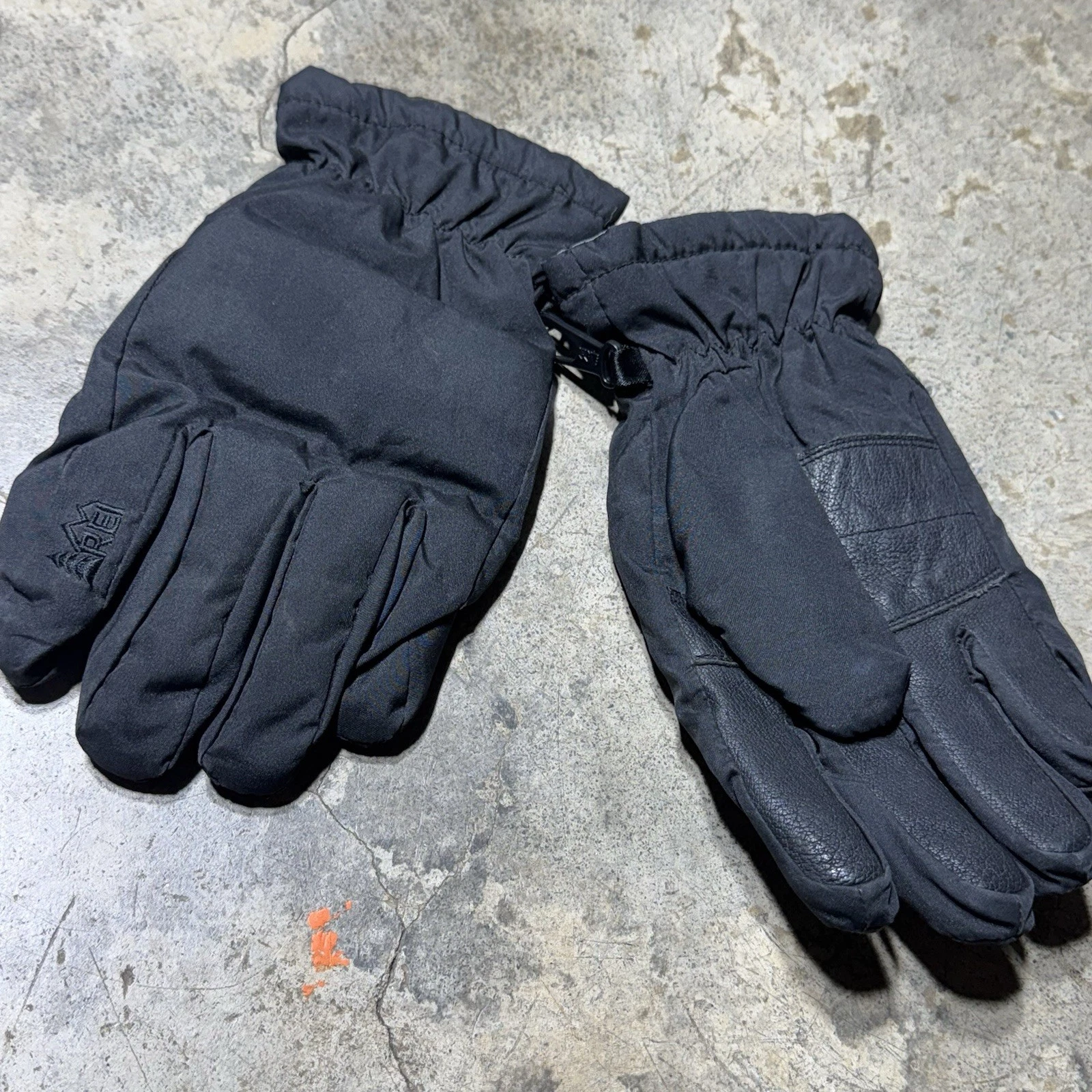 REI Insulated Winter Gloves Leather Palm Black Size Small Ski Snow Outdoor