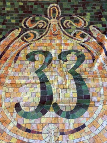 Disney EXCLUSIVE CLUB 33 Ladies Scarf OP 55th Emerald Anniversary Unworn NWT - Picture 7 of 13