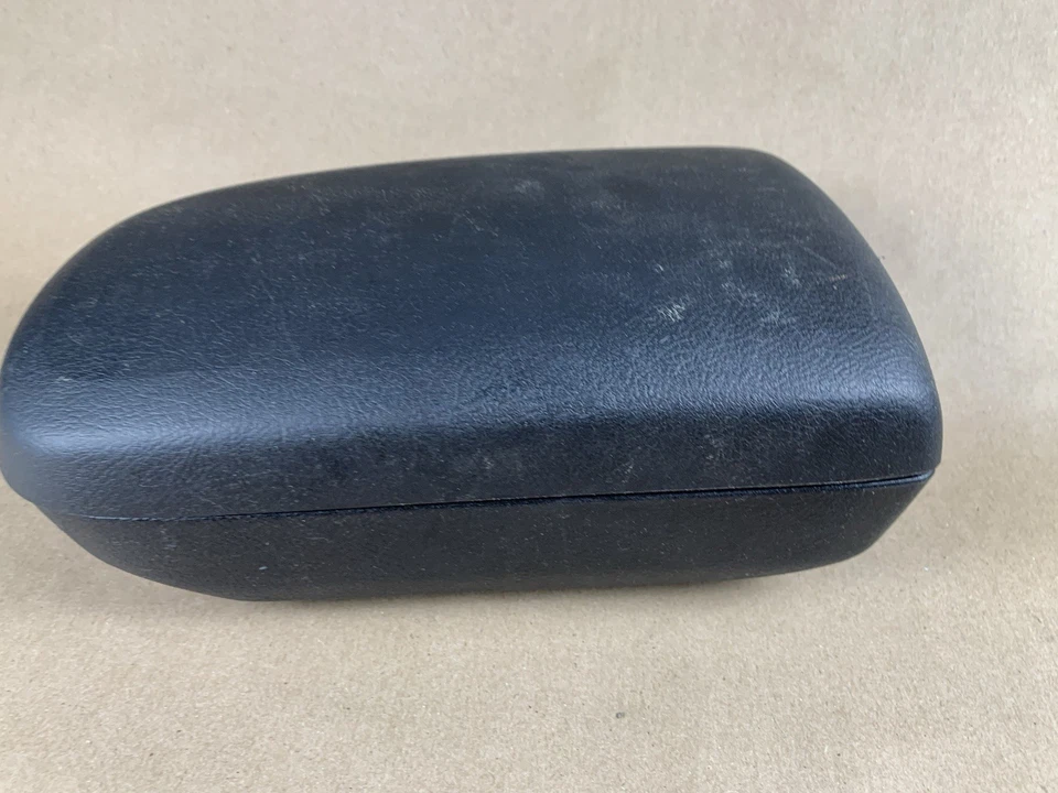 2009 2010 Pontiac Vibe console central preto apoio de braço tampa superior tampa de armazenamento fabricante de equipamento original - Imagem 3 de 4