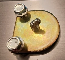 TOYOTA FORKLIFT 43237-13310-71 STEERING PLUG W/BOLTS