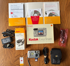 Kodak EASYSHARE DX6340 3.1MP 4x OPTICAL ZOOM Digital Camera - Silver