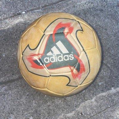 SEE PICS FIFA World Cup 2002 Official Match Ball Adidas Fevernova size 5 USED