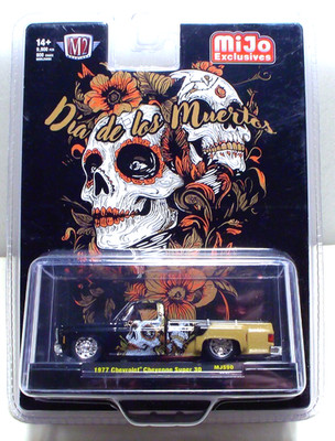 M2 Machines Dia de los Muertos 1973 Chevrolet Super 30 1:64 Diecast