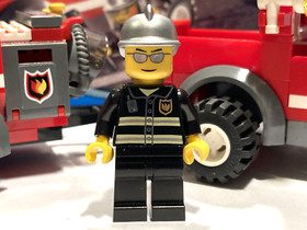LEGO 7942 Town City Fire Off Road Rescue Complete Retired Set from 2007