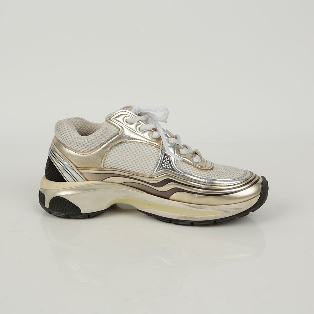 CHANEL CC Cruise Sneakers White/Gold/Silver Size 36.5 G39792 CHANEL CC Cruise Sneakers White/Gold/Silver Size 36.5 G39792