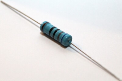2St.  - 3 Watt Widerstand ±1%   ( Auswahl:  10 Kohm - 91 Kohm )
