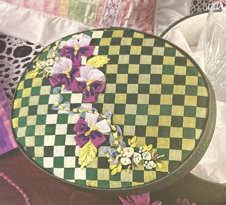 Vtg Rare Bucilla Silk Ribbon Embroidery SILK WEAVING & EMBROIDERY 1996 bK - Image 3 of 4