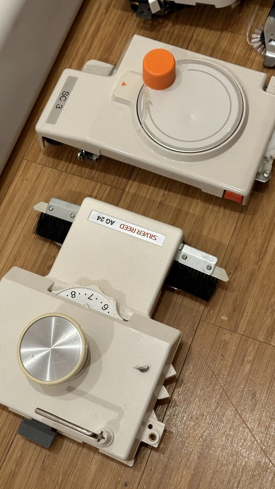 Cambiador de color Silver Reed YC6 para SK280 SK360 SK580 SK740 SK840 SOLO PARA PIEZAS Foto 2 de 4