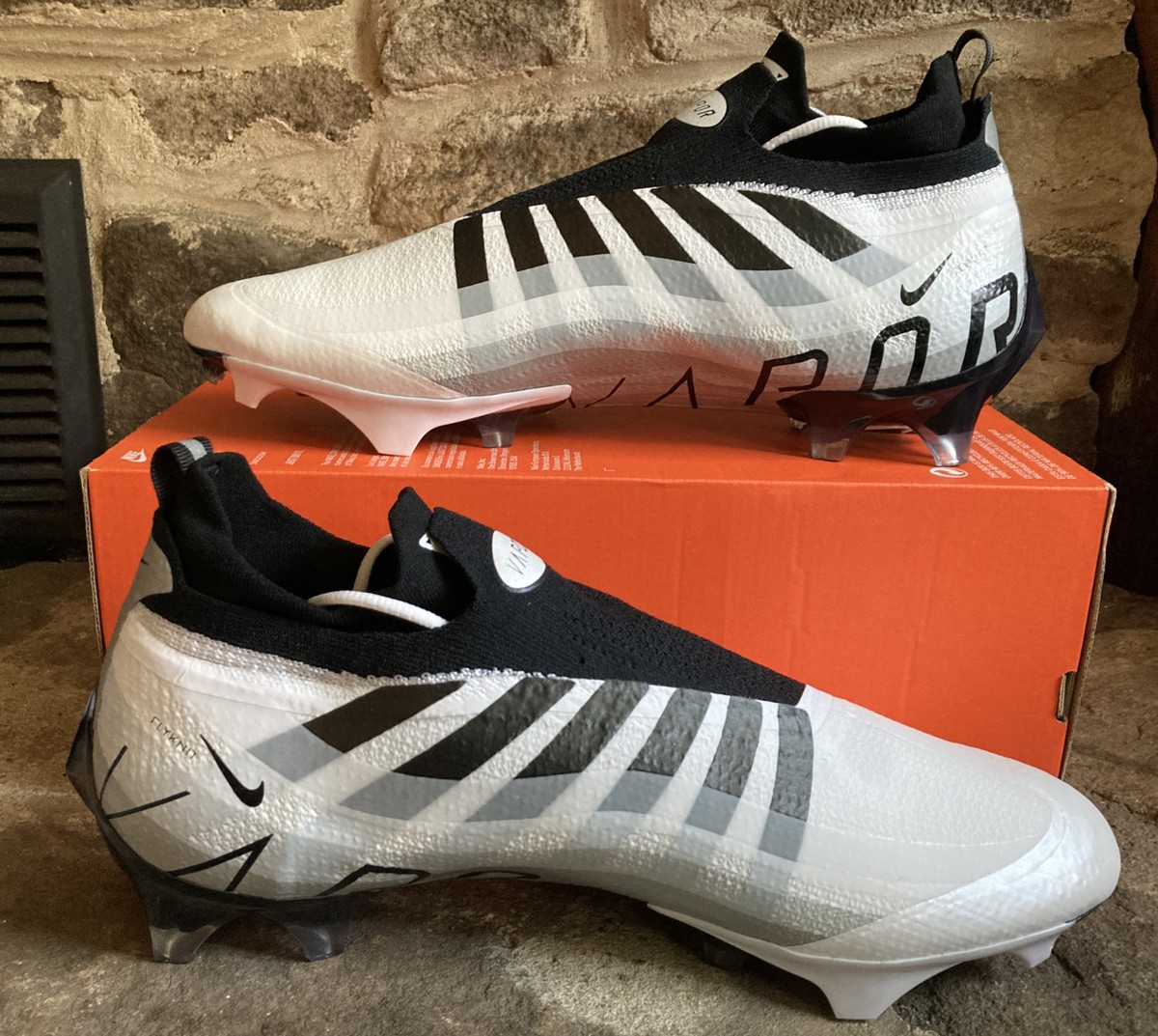 Nike-Vapor Edge Elite 360-Football-White/Black-Men\'s - 15 - DQ3558-100 - N.W.O.T Nike Vapor Edge Elite 360 Flyknit  main image 3