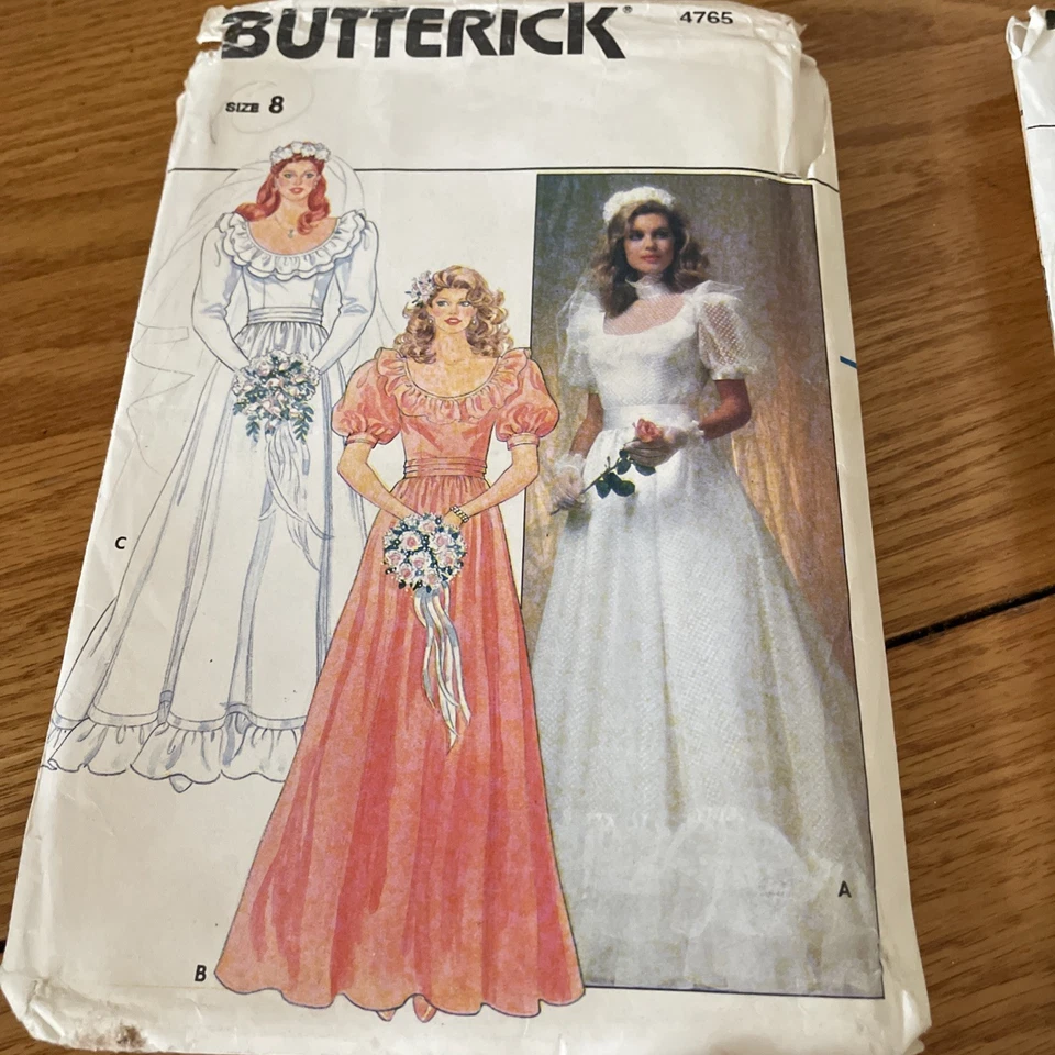 Lot of  5 Bridal Wedding Gowns Size 8 Patterns 1980’s Uncut - Image 4 of 4