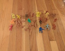 Lot Of Vintage BMC, MPC, Tim-Mee, Cowboys And Indian Horses Plastic Toys